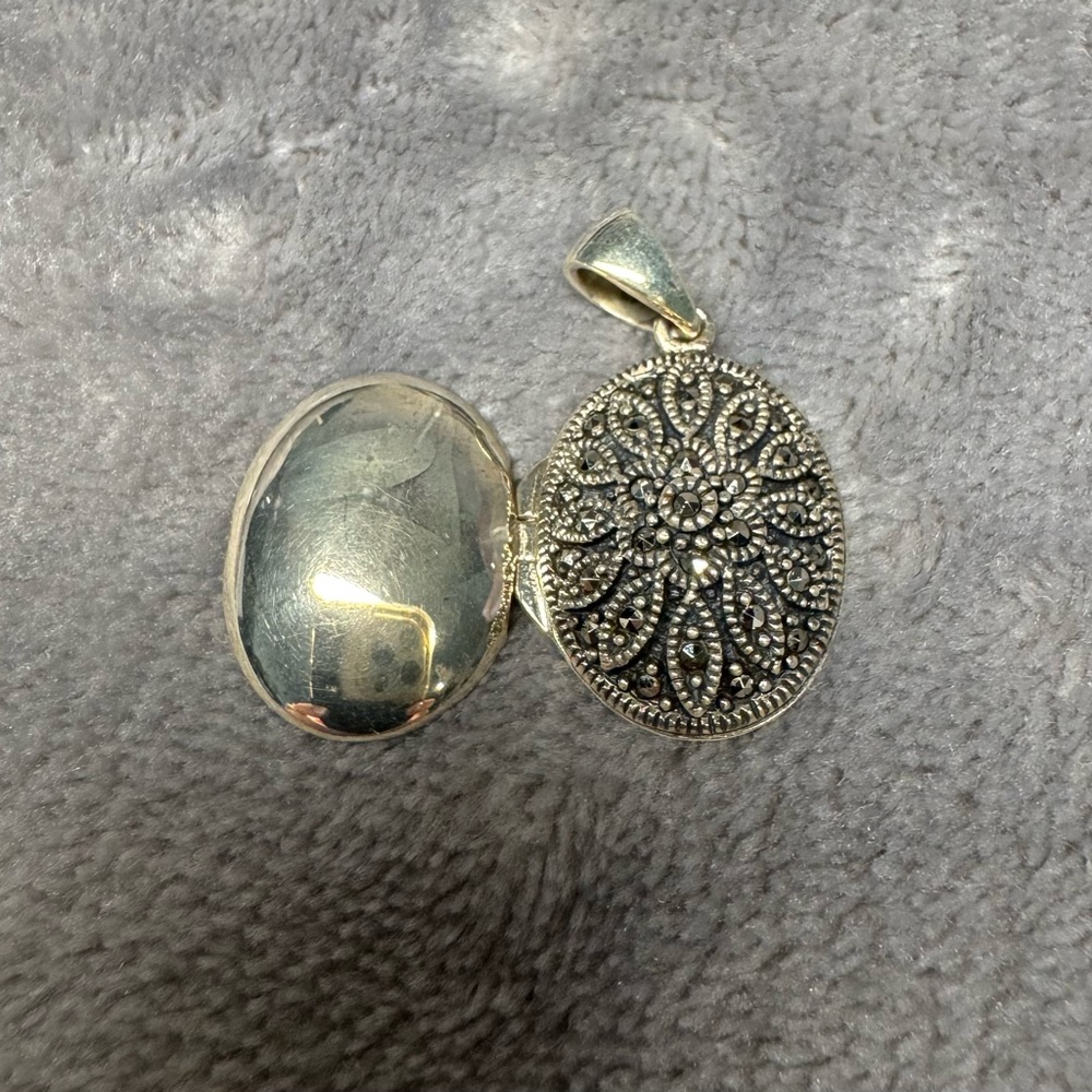 925A Thai Sterling Silver Marcasite Locket Pendant - Picture 4 of 6